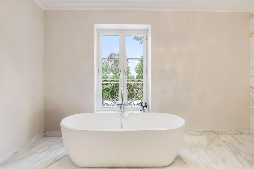 Property Image 8c5da09b-4cb0-41c3-8d34-5a39cae9c38b