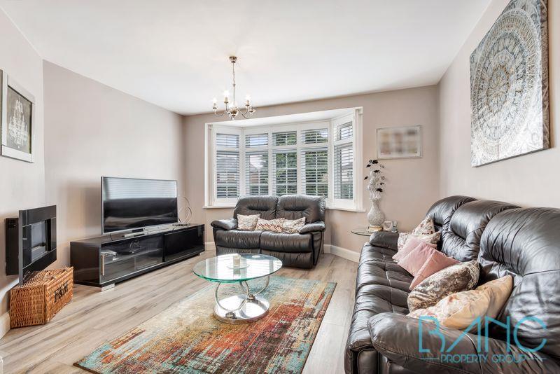 Property Image 8c6acd81-5d78-42e9-92e7-1cd9cd63632d