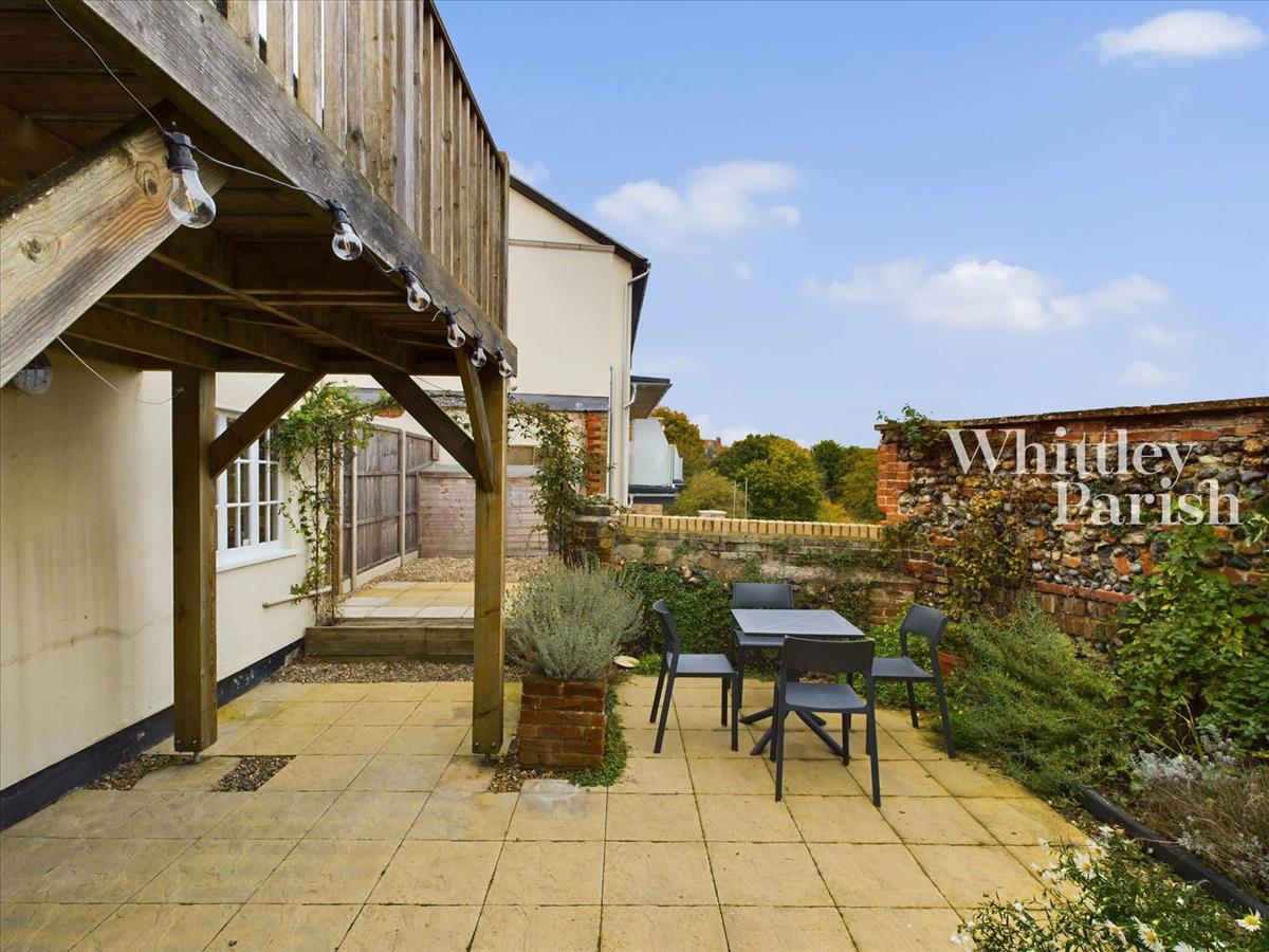 Property Image 8c6fcf74-7813-4c16-97cb-473cc91253d2