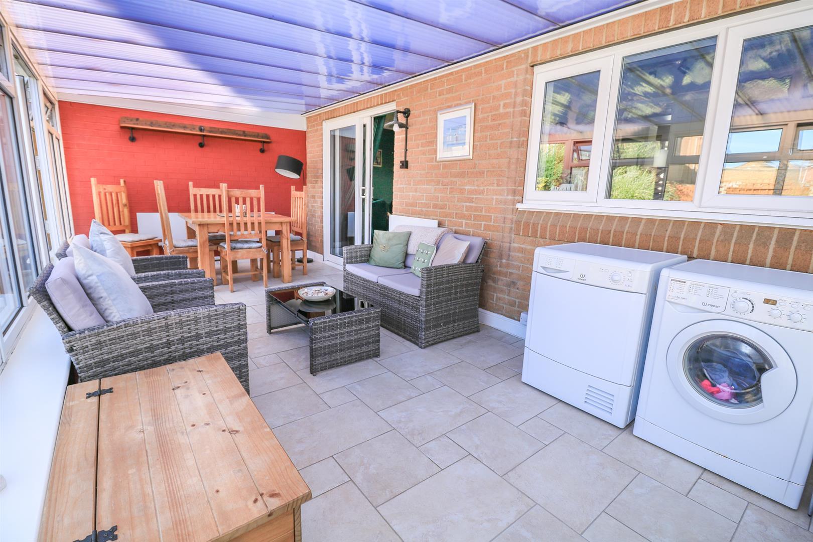 Property Image 8c74d3a8-68d4-4d0e-b584-18c76a1a8dea