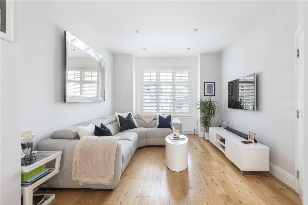 Property Image 8c7f2d63-1eee-4d0c-8d8a-0b2f27744f40
