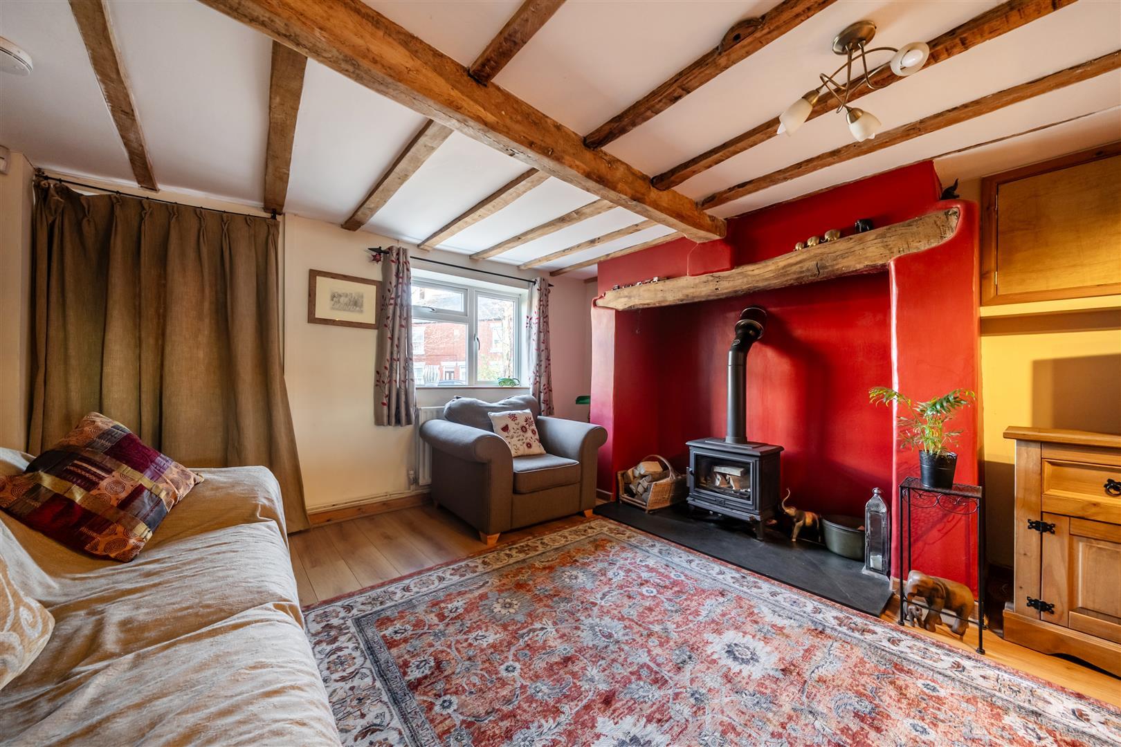 Property Image 8c7fa94e-a59f-4bc5-857b-c8e0fe029960