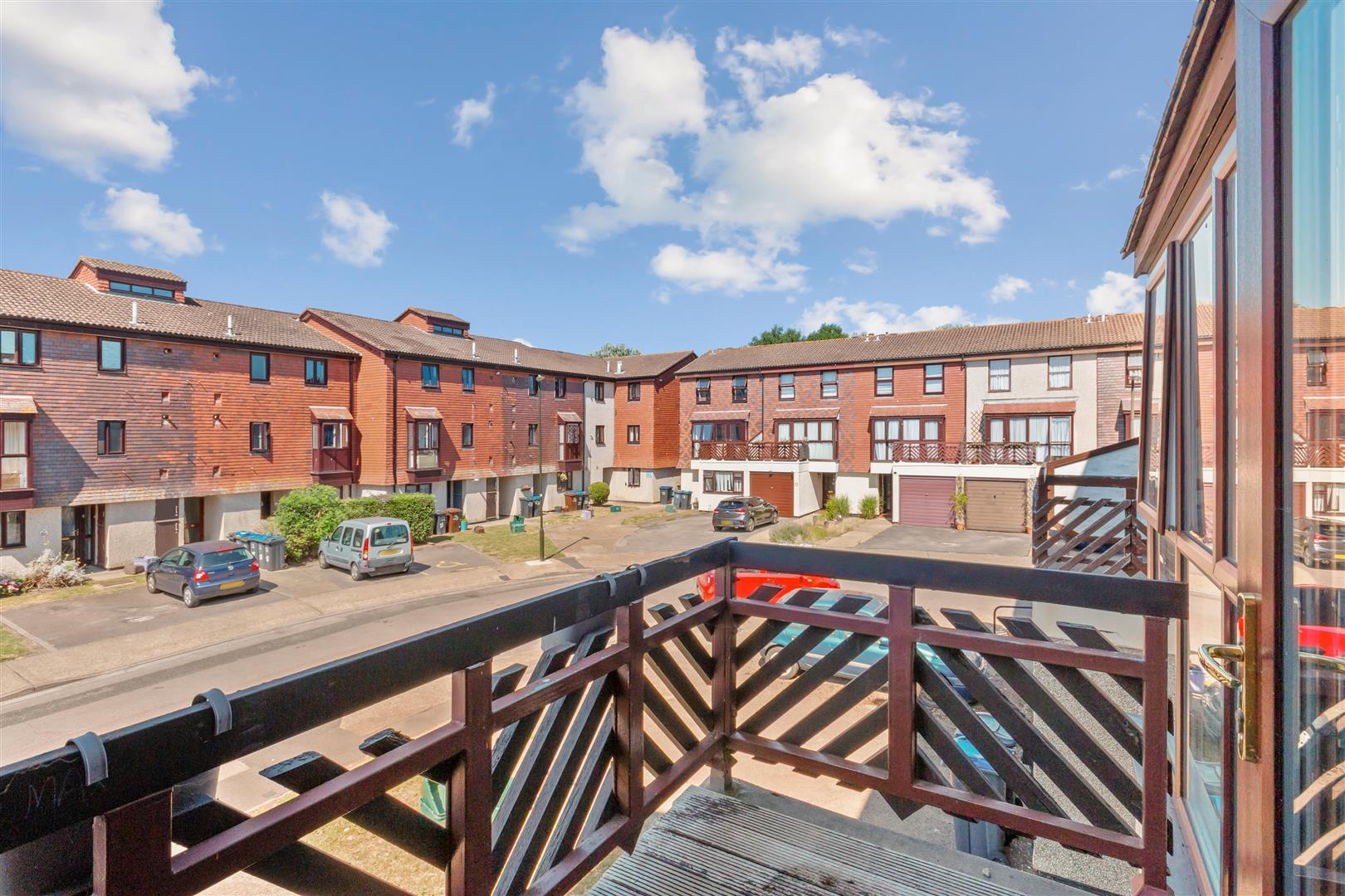 Property Image 8c84a4df-9fcf-4d04-81bd-580cf82de7f5