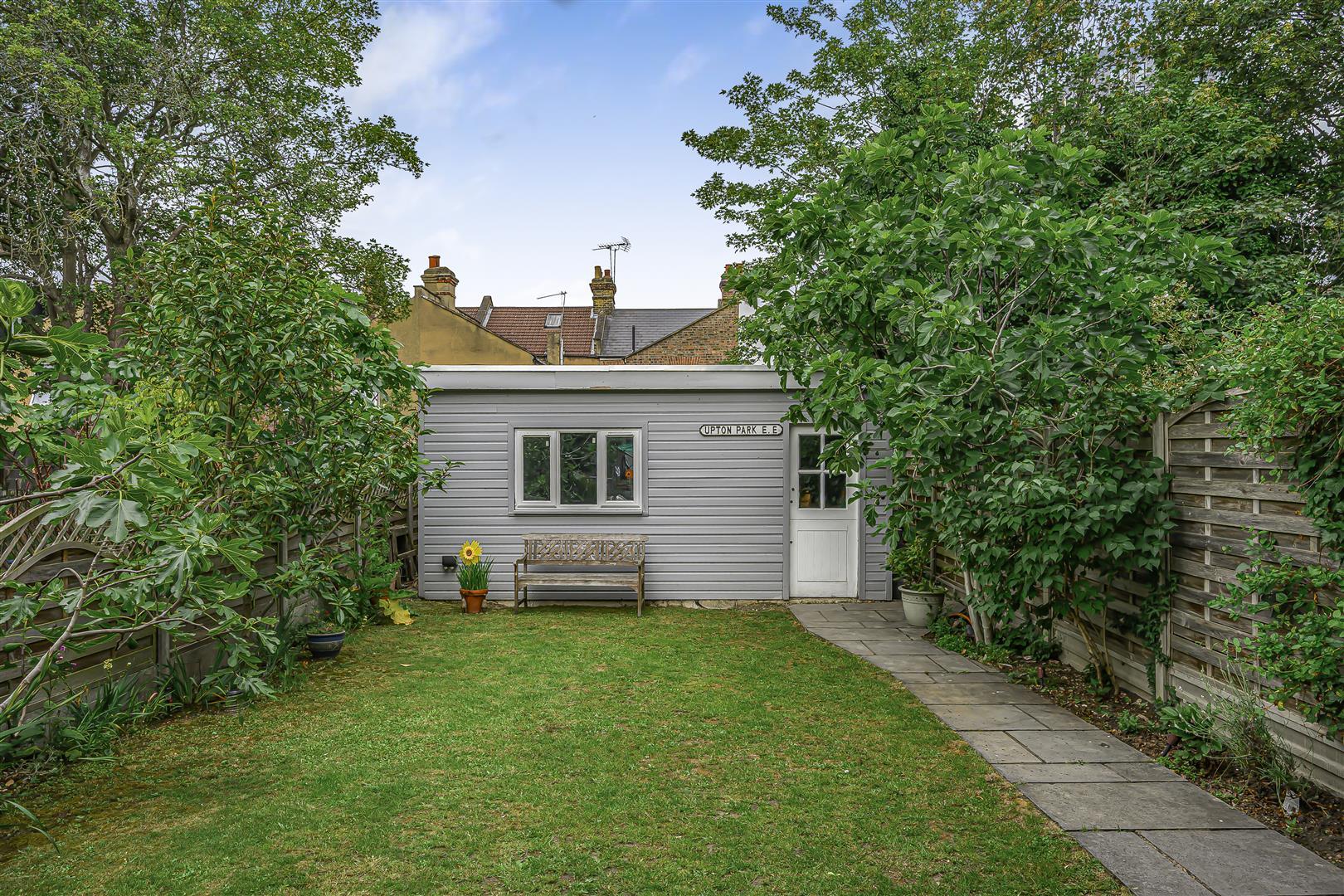 Property Image 8c92d944-cd97-4c6c-a8ef-49653c38424c
