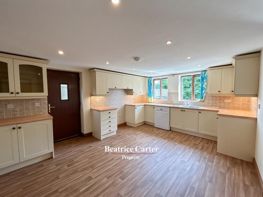 Property Image 8c9569d0-2d23-4978-a7ee-c9382f3b9453