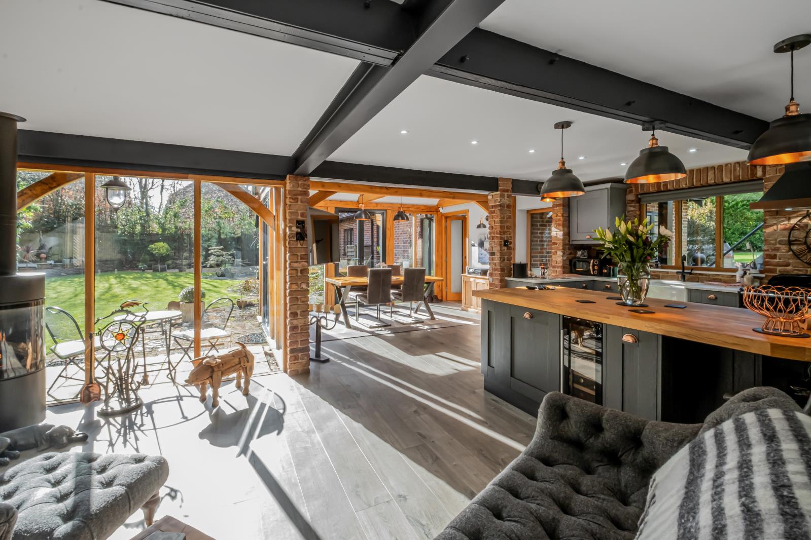 Property Image 8c980173-17ac-46f4-8cf0-9418477dabd0