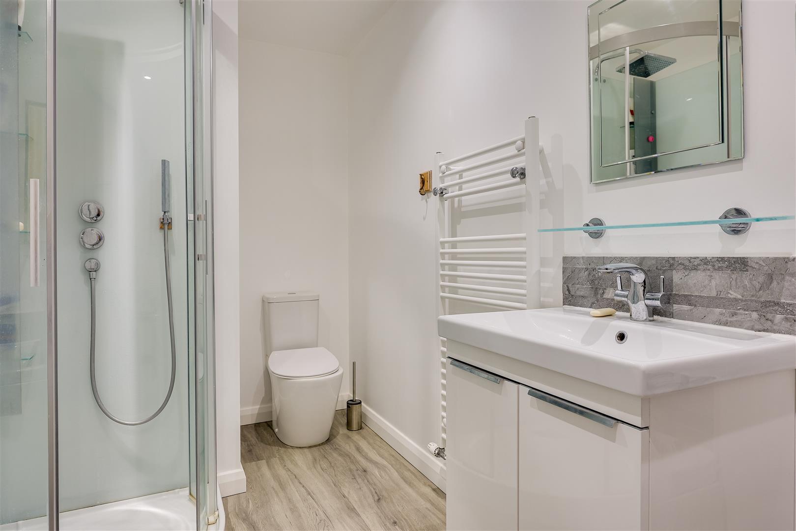 Property Image 8cad4c9b-287e-4e4c-aad9-3006935f8614