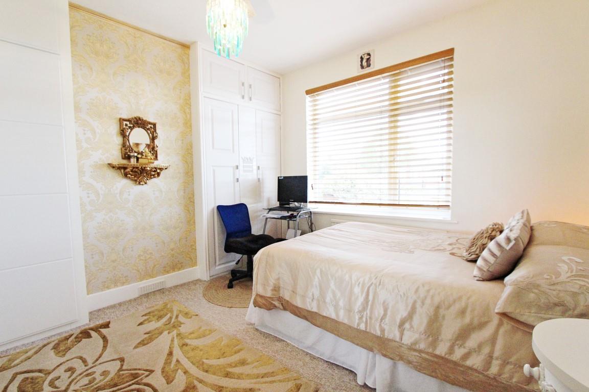 Property Image 8cc1e37b-f1c4-417c-bce7-1a328f22ab43