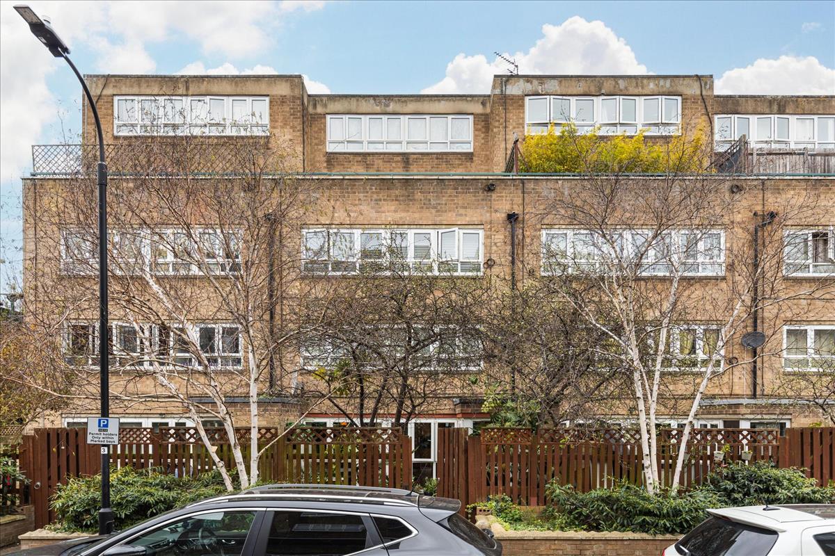 Property Image 8cc75f9f-a83b-4ac4-81cc-025fc10ac1a9