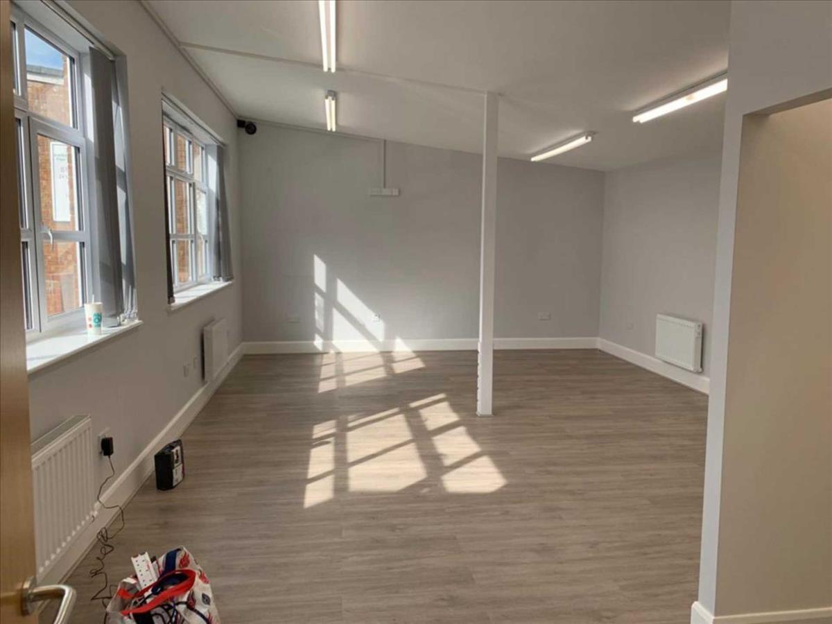 Property Image 8ccffbba-facd-4cbd-9c1c-82ff5d079262