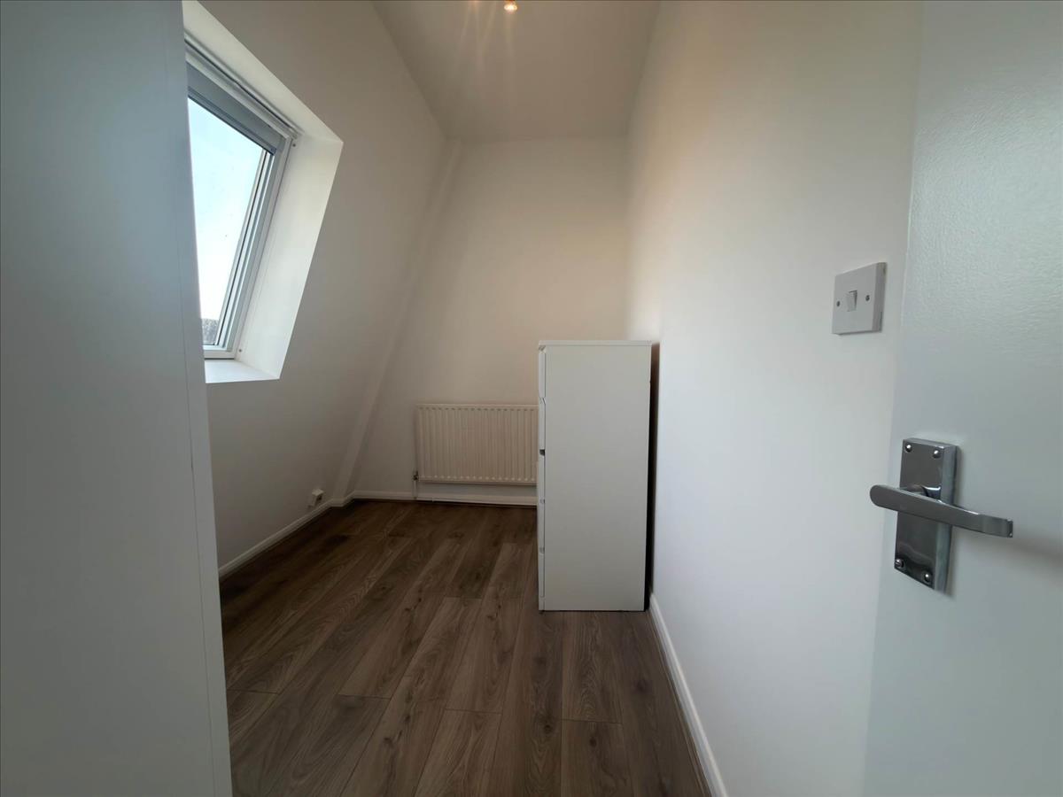 Property Image 8ce5511c-be92-4d5b-b452-5532e463182b