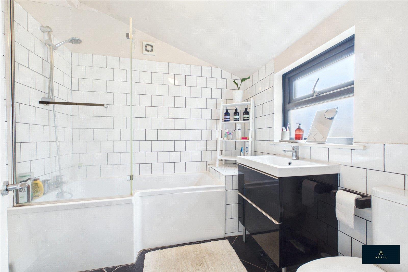Property Image 8cef7153-108c-48f9-a6ac-801296448831