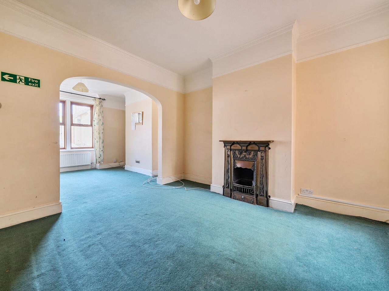 Property Image 8d0b7e96-ac94-44db-8722-1f318305fe91