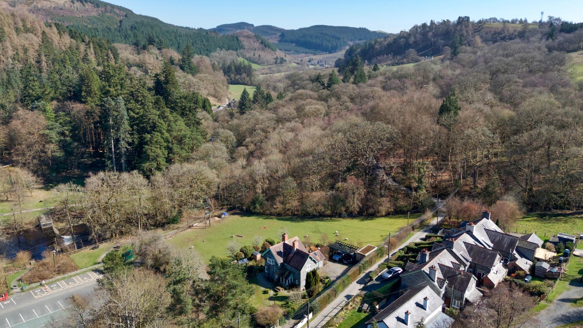 Property Image 8d19ac44-1164-46fb-aa35-adb2979ac62a