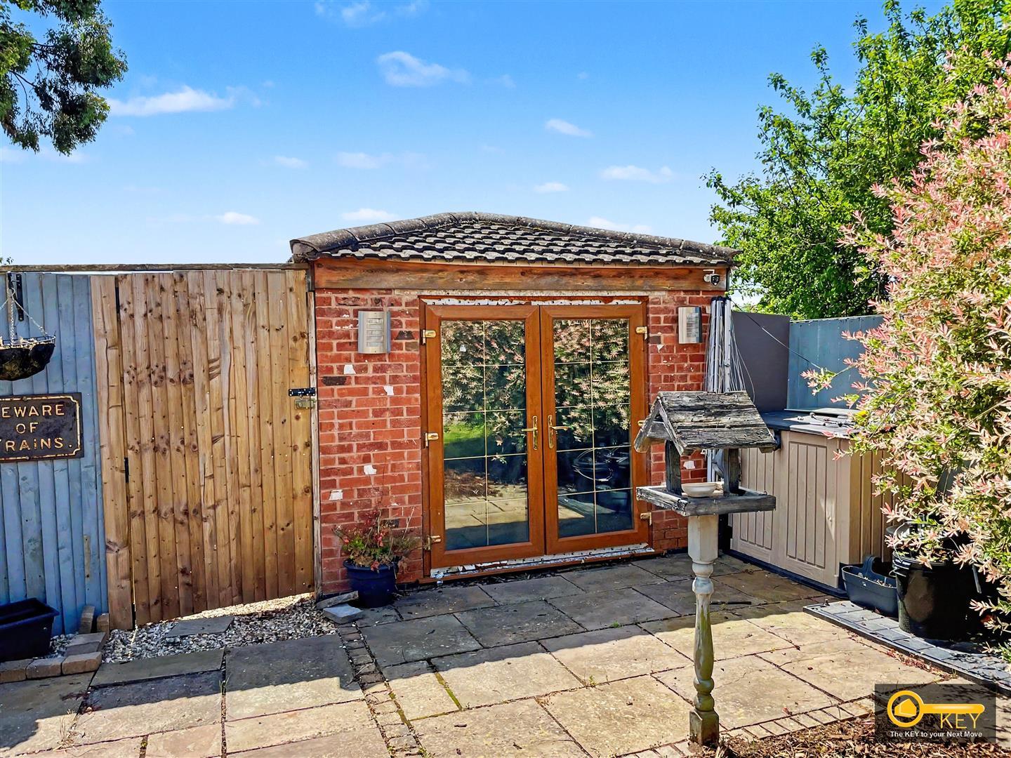 Property Image 8d2d73c9-f008-4b74-86d6-afb3976bca95