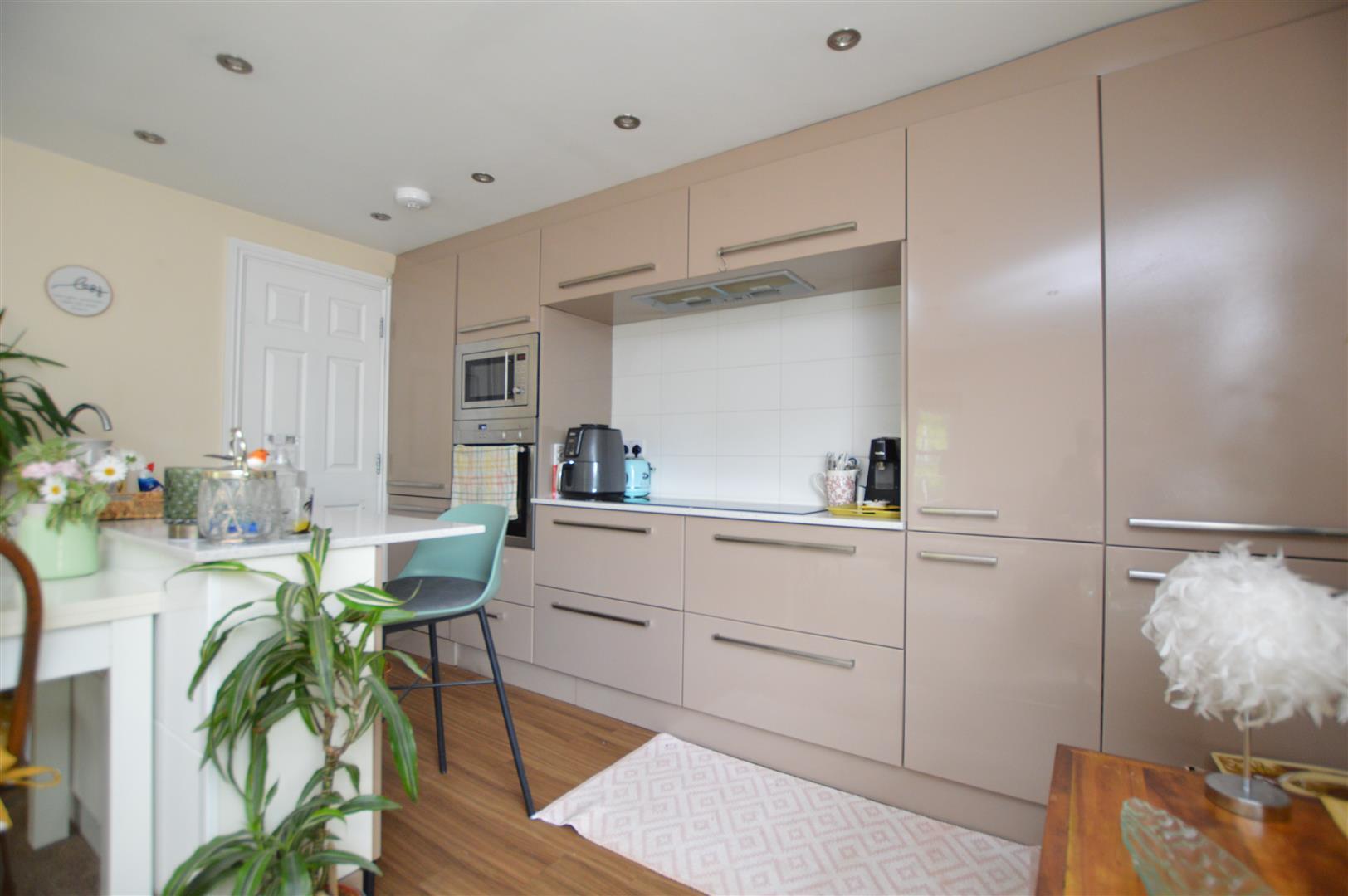 Property Image 8d3aaab2-44b2-4dfd-b912-573b2e0ee6c3