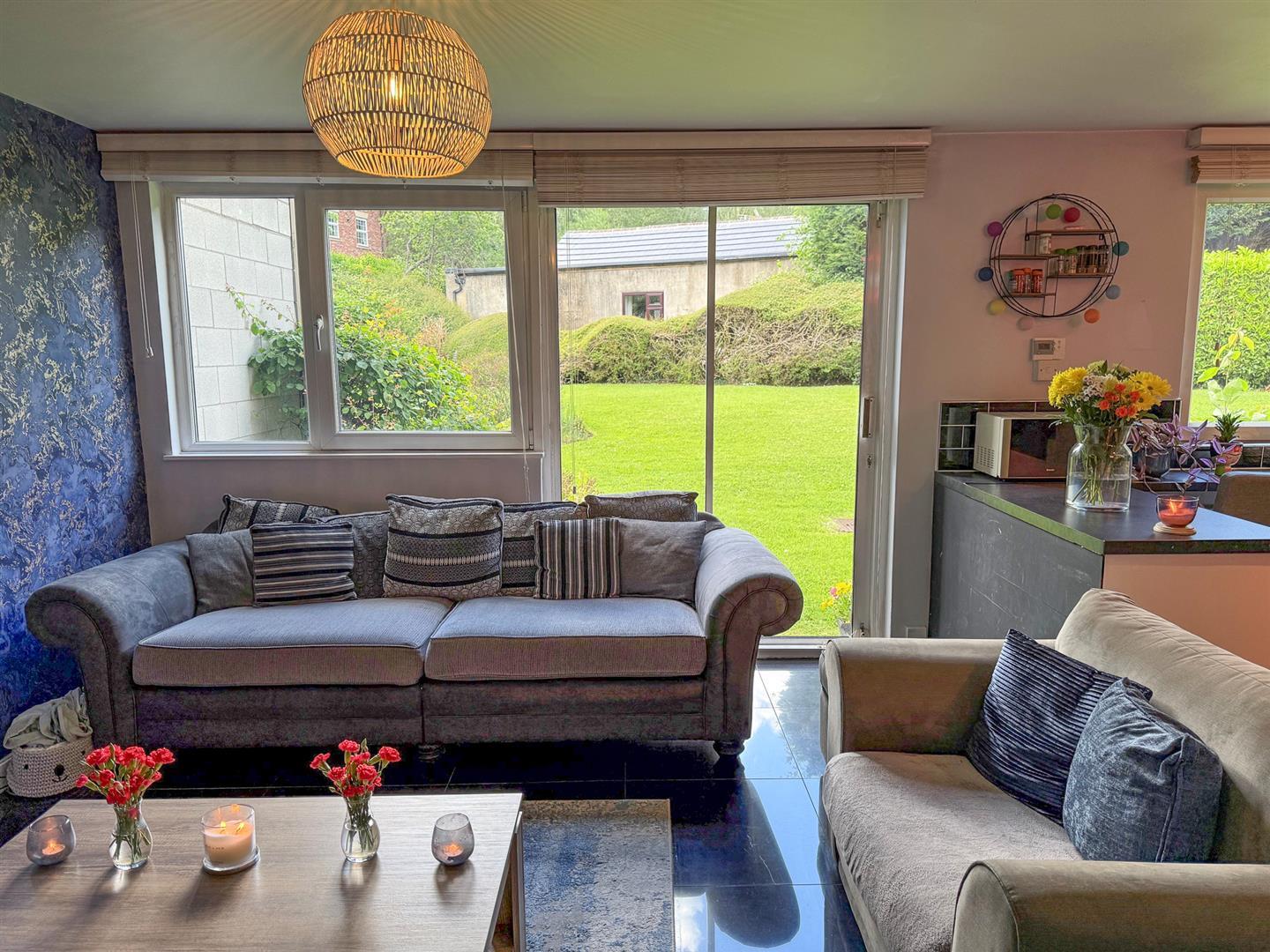 Property Image 8d3df6ee-0c4d-4cbd-aed0-550a296ddee7