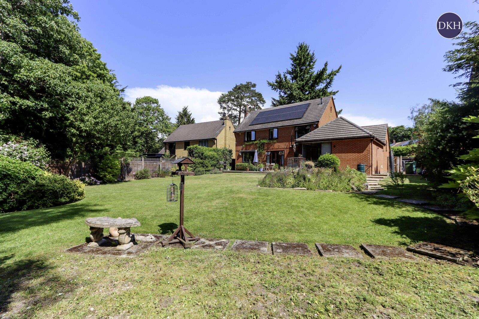 Property Image 8d468848-7c3d-435e-9852-bba2ad6c5ec5