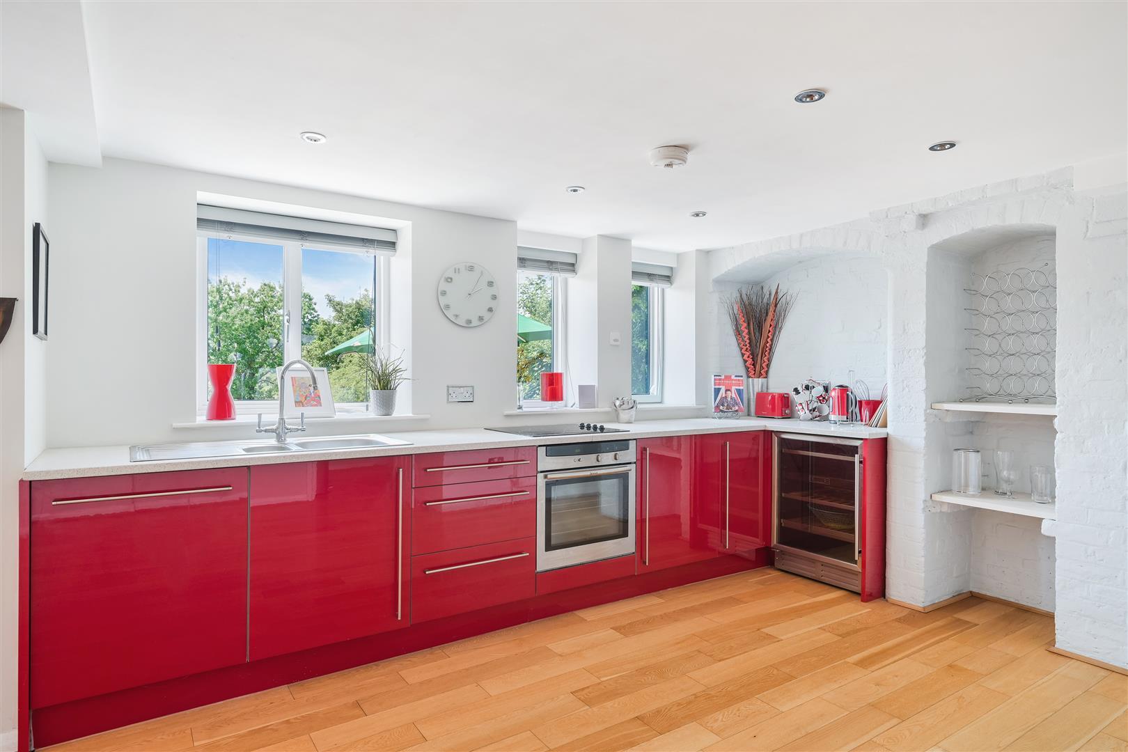 Property Image 8d518b97-524a-4f2d-8705-56f8dcf9ad05