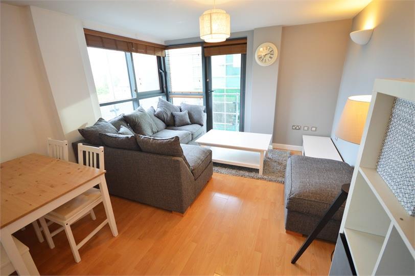 Property Image 8d52b48e-ef04-46af-afe1-00e546313b33