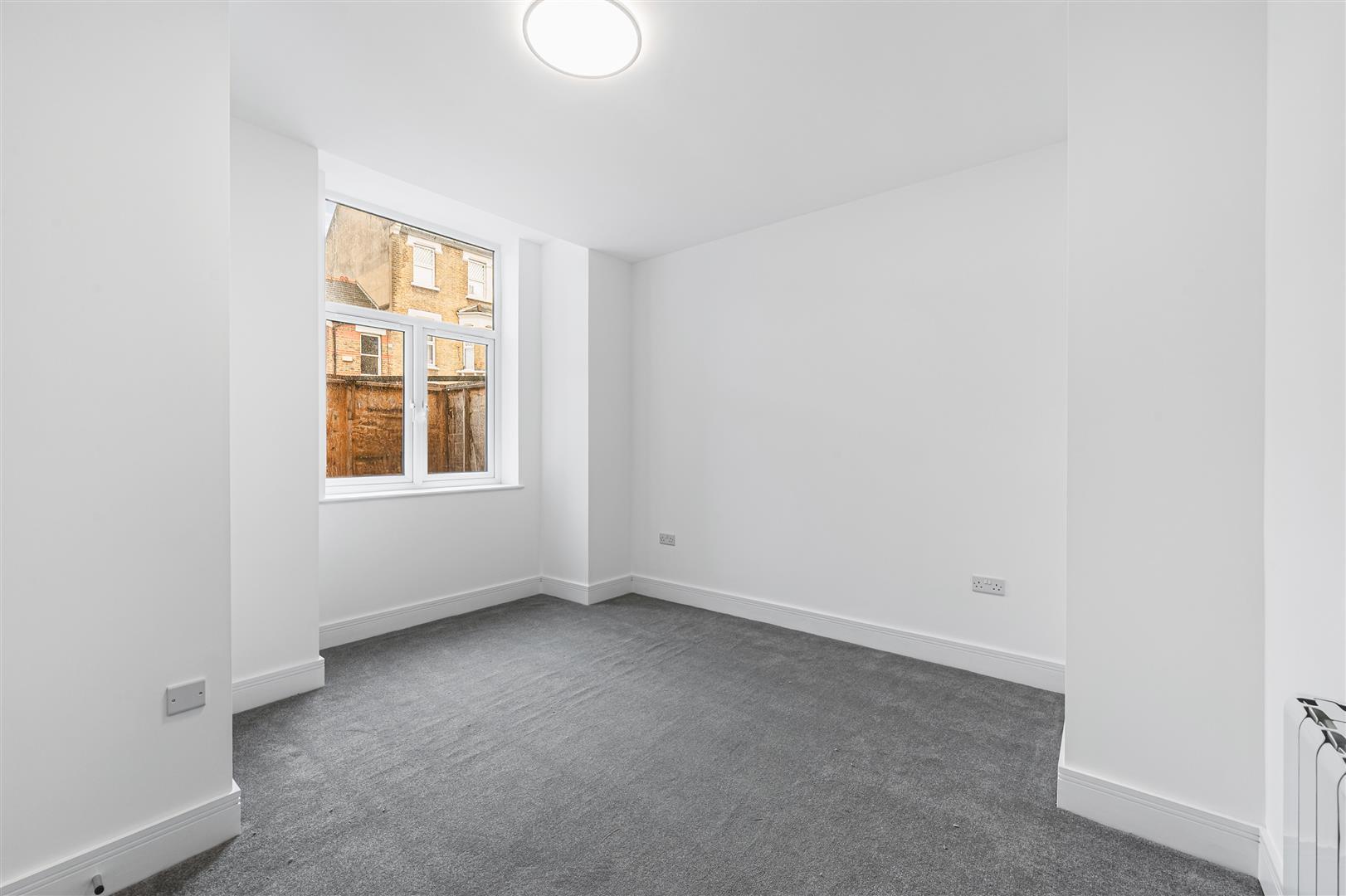 Property Image 8d5309e5-1f7e-45b5-ace1-f610aaed7333