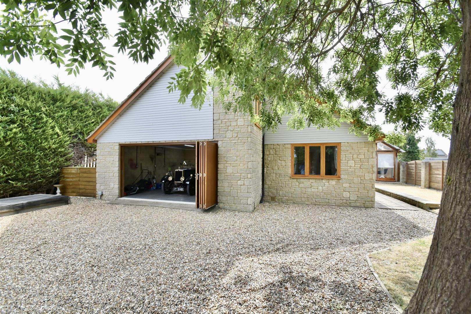 Property Image 8d6db70b-5192-415f-a889-e6b880574814