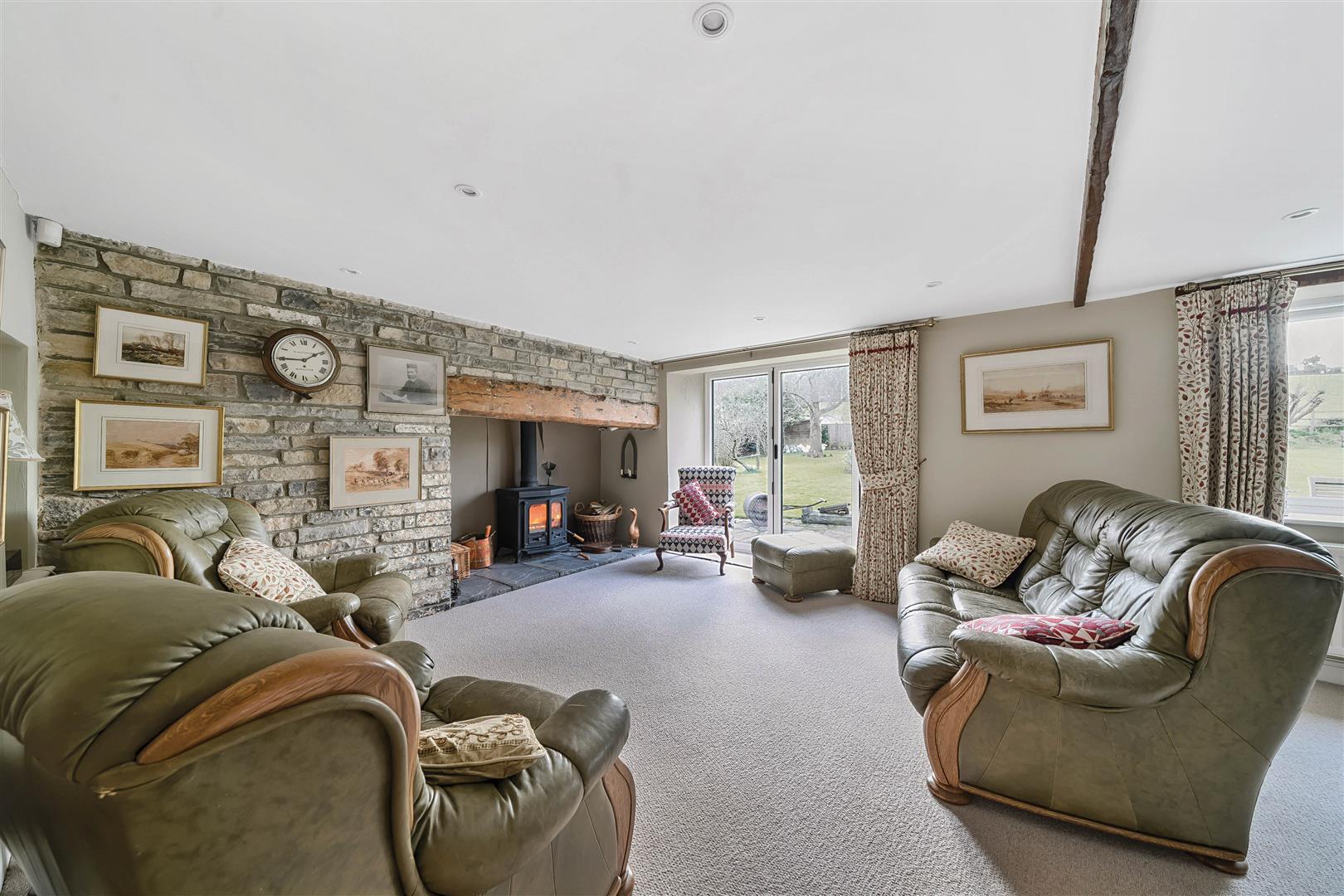 Property Image 8d727a4b-fc2b-4386-83cf-12a0e6eea52d