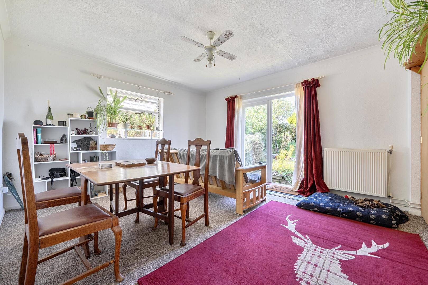 Property Image 8d7bd97d-c7f6-43da-87df-7c3453e96e38