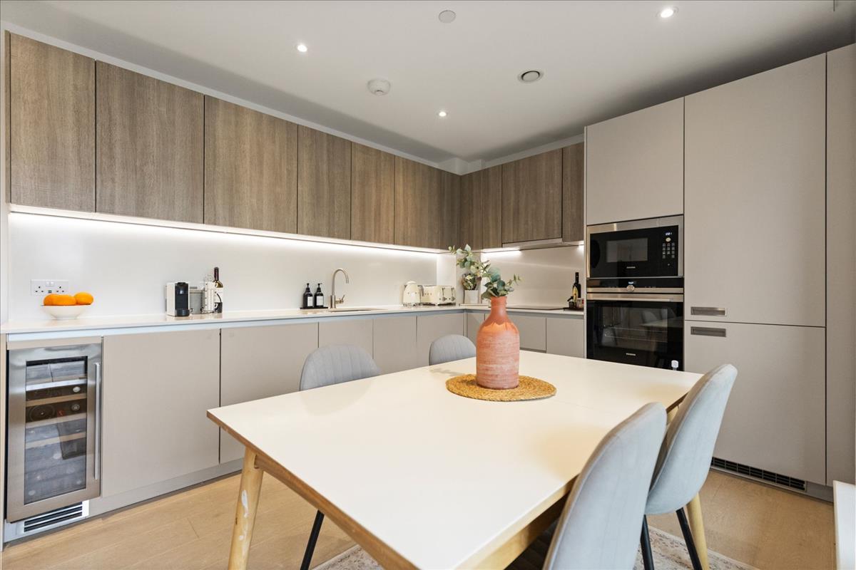 Property Image 8d7cbe48-5a6a-4e3f-8531-aec3bf1f8703