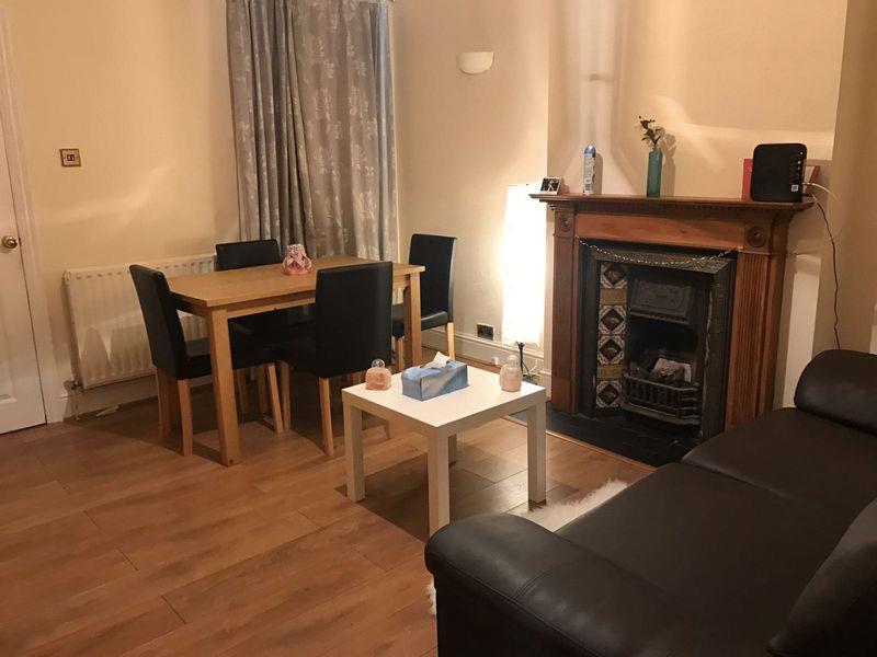 Property Image 8d843a26-d43f-4bd4-826f-c28e7de057ab