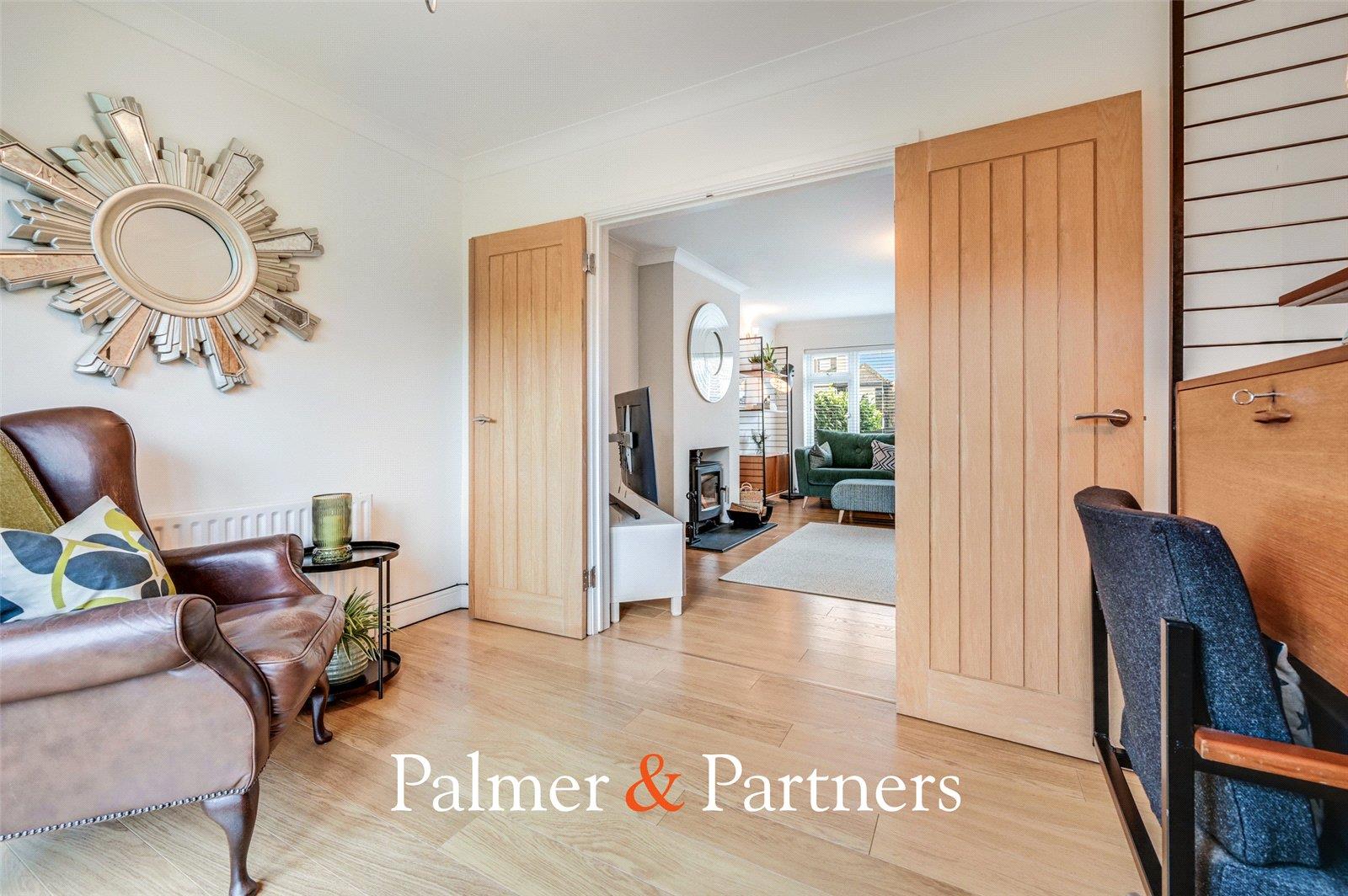 Property Image 8d93323e-e7d8-4623-a69f-2dff2389f71c
