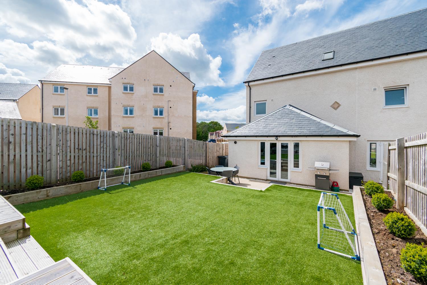 Property Image 8d956613-e422-4c6c-8d84-e95c56013e6e