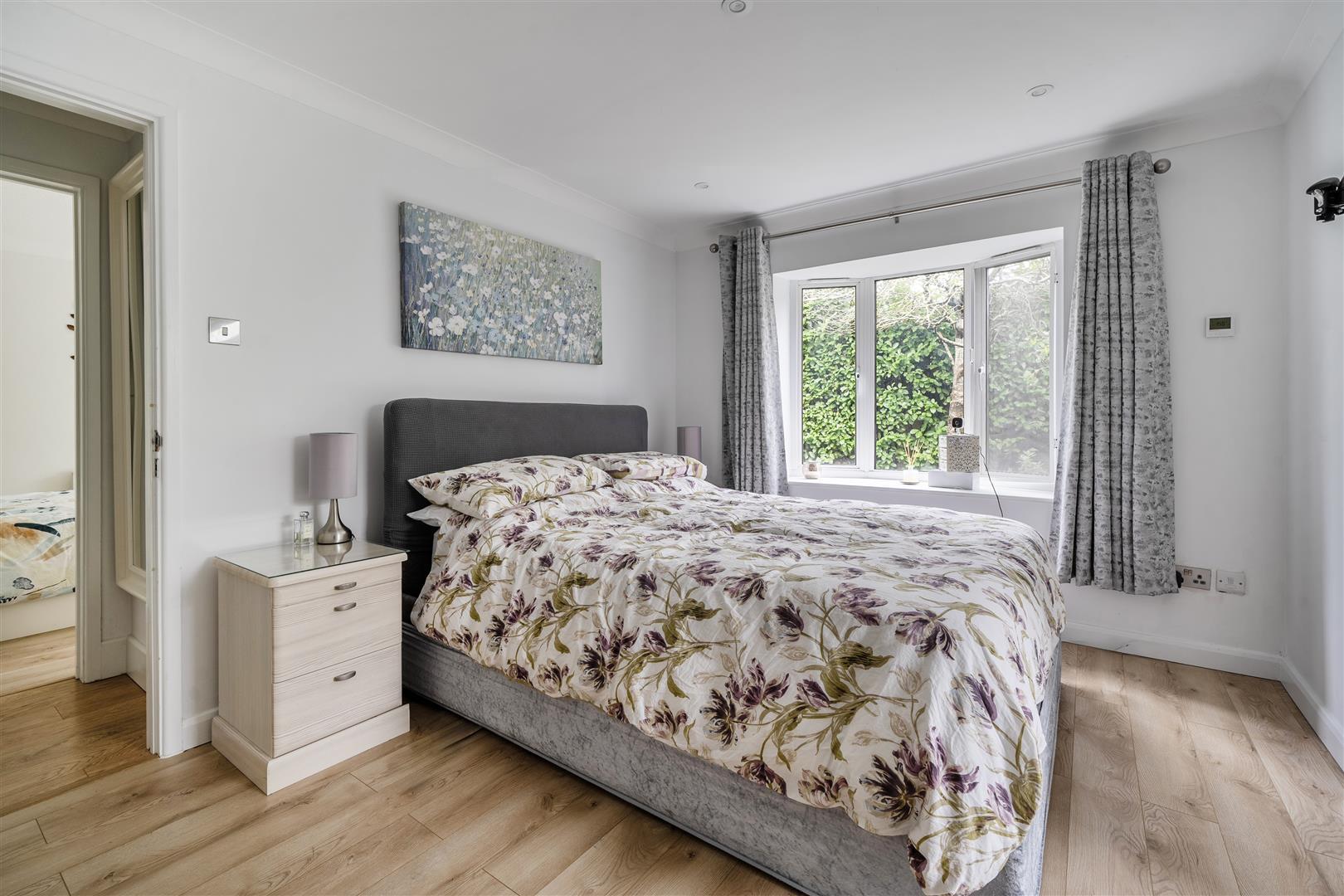 Property Image 8d9f784d-358b-434a-8033-f04ff9ca3b4e