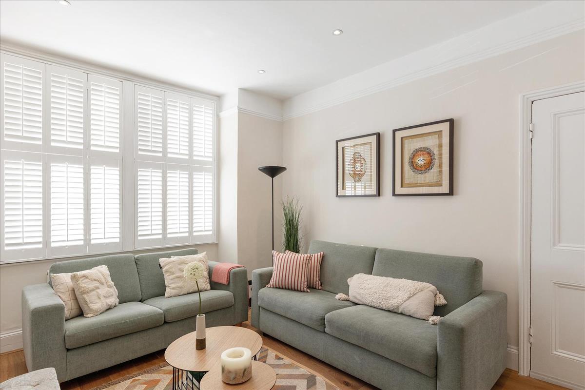 Property Image 8da538d7-16ab-49ee-9d85-f0afc735f7fc