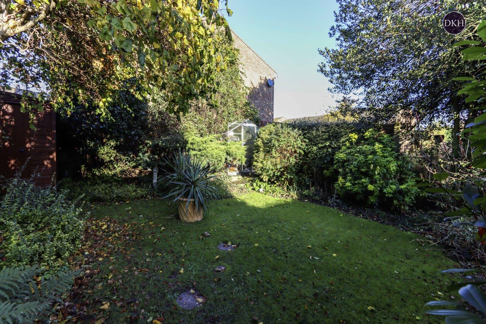 Property Image 8da9fa2a-9f86-4a18-811e-fdc18dd965aa