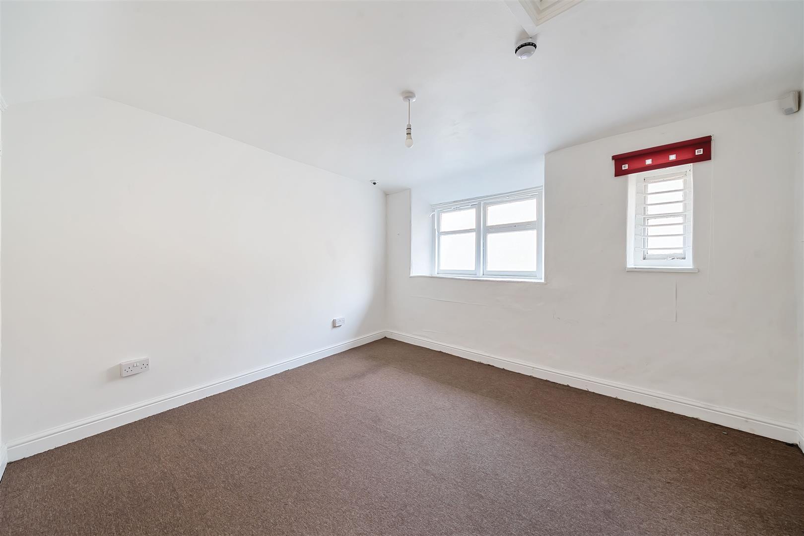Property Image 8db5c8a0-8147-460b-a37b-453e2f88279d