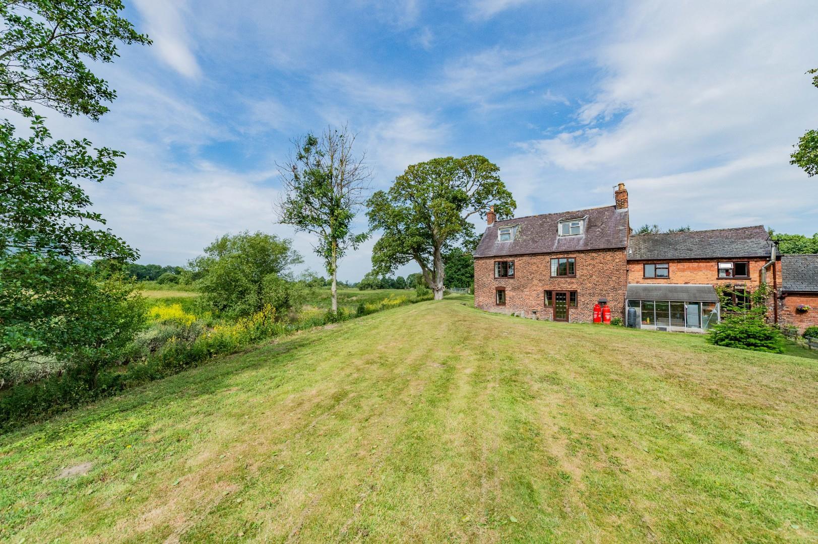 Property Image 8dbdbf43-6084-479f-a70d-e681aaa8ac2c