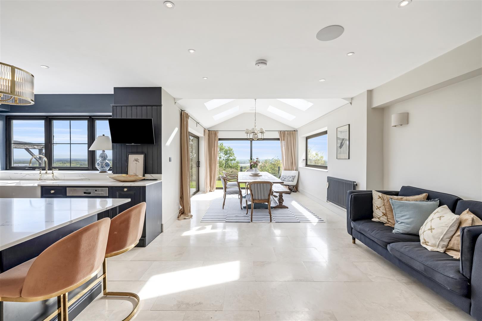 Property Image 8dd96d6d-47b8-4f0b-b738-b2cb085dfdab