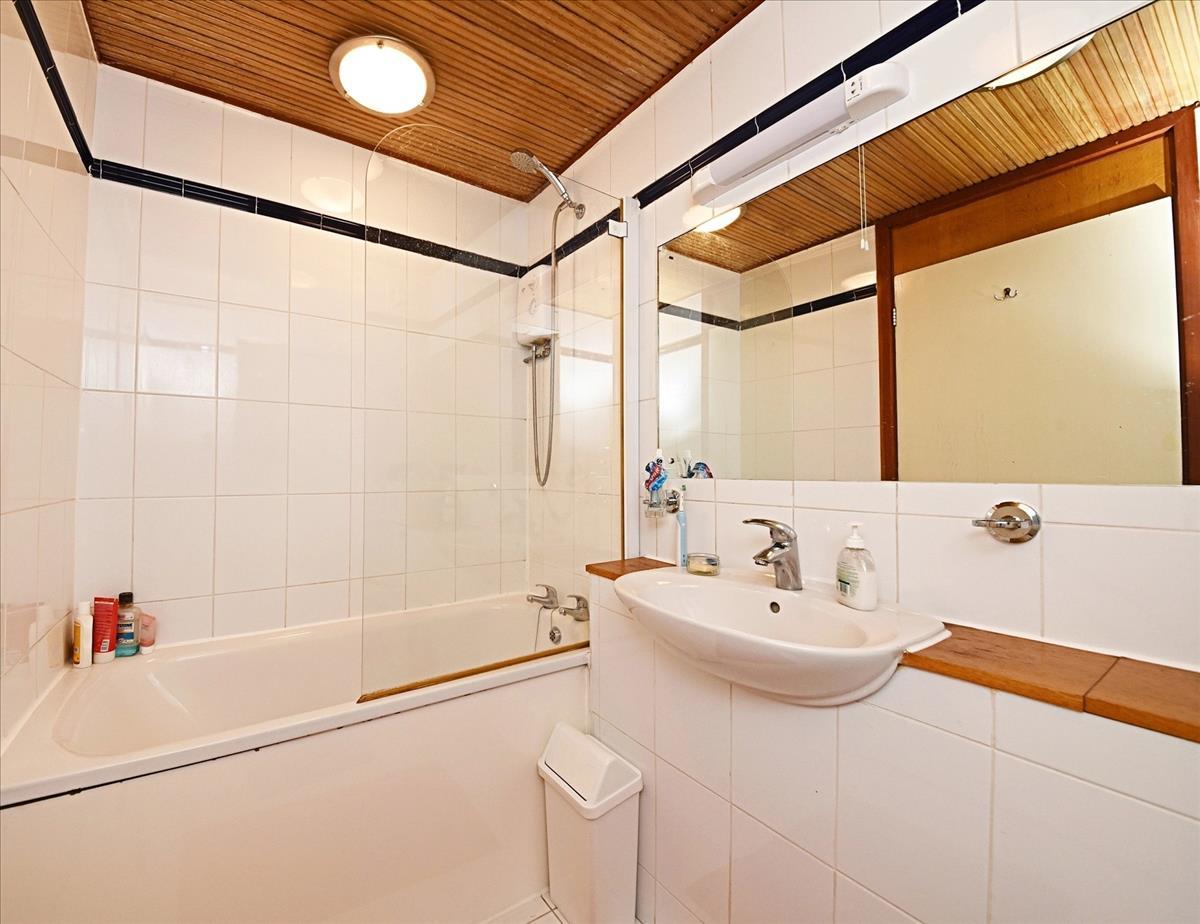 Property Image 8ddac810-26df-4adb-99b5-a3dc70b36cec