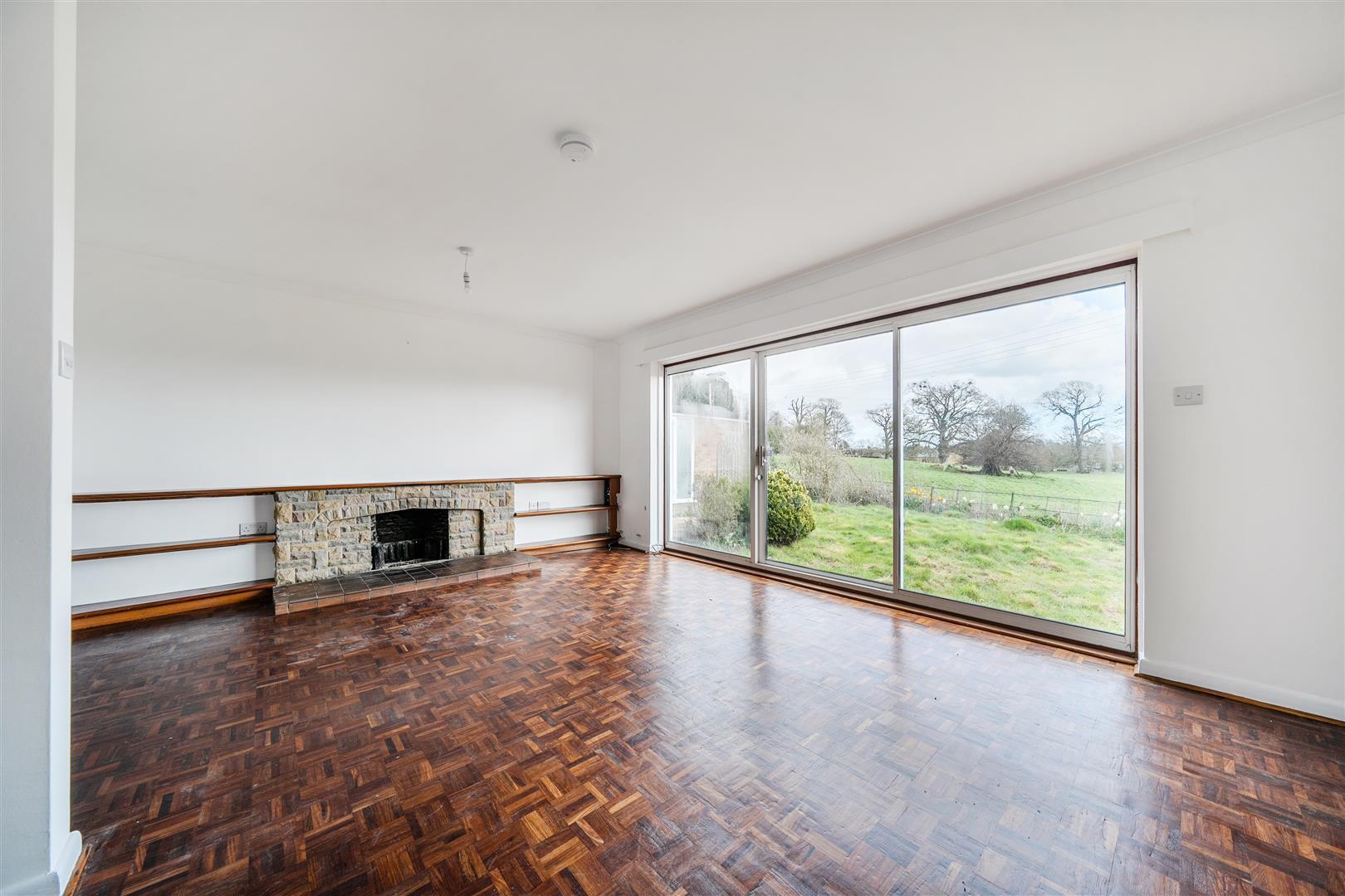 Property Image 8ddbe23c-a536-49c0-8e56-7cd5e9bd21dd