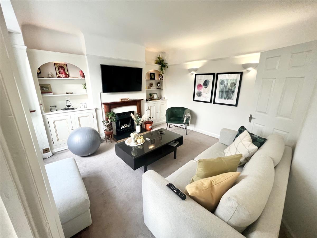 Property Image 8de1c2f7-e37b-439c-bc3a-0cc00db26861