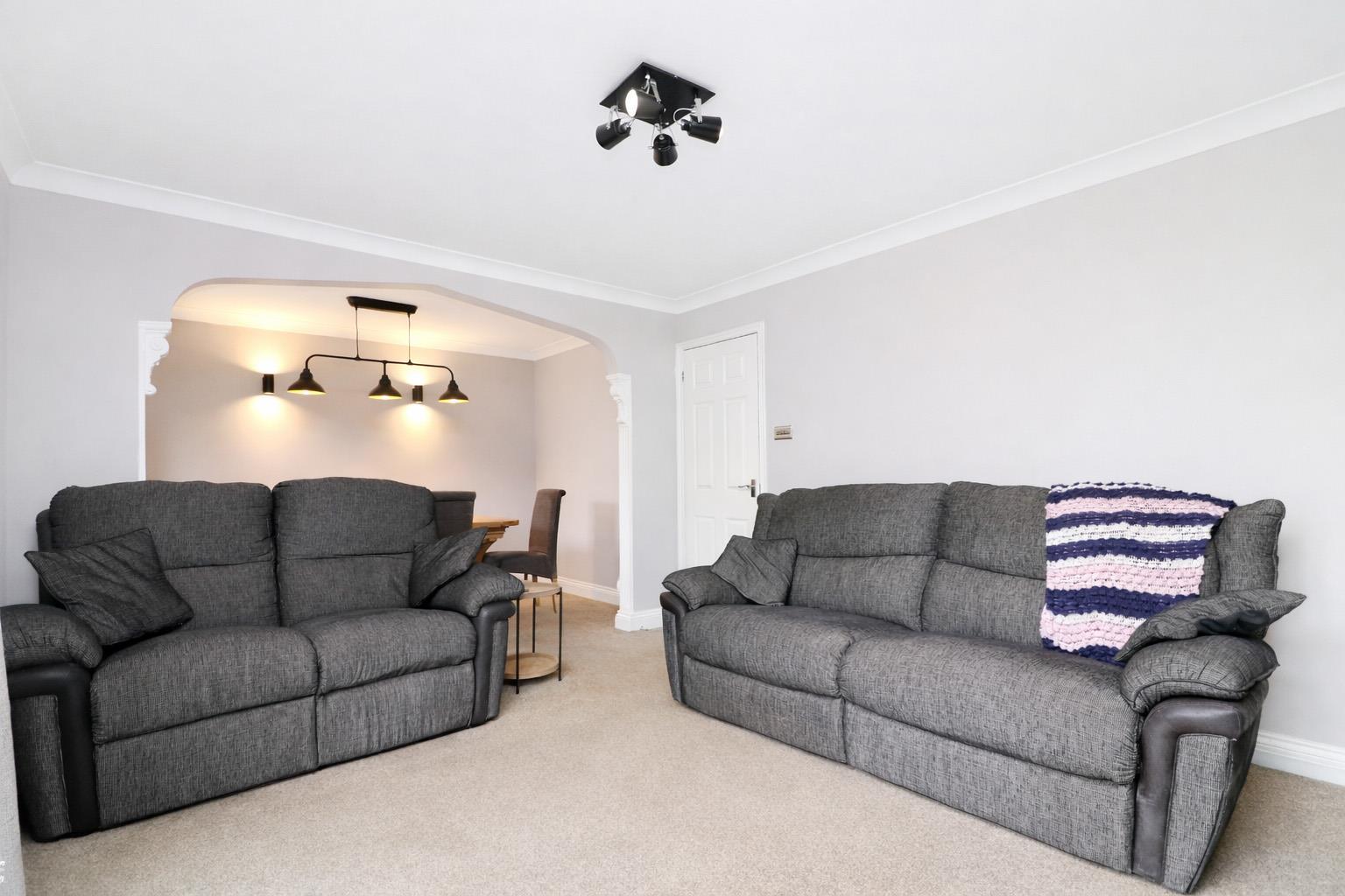 Property Image 8de2975a-93a8-4a6d-b536-feb6bab241fc