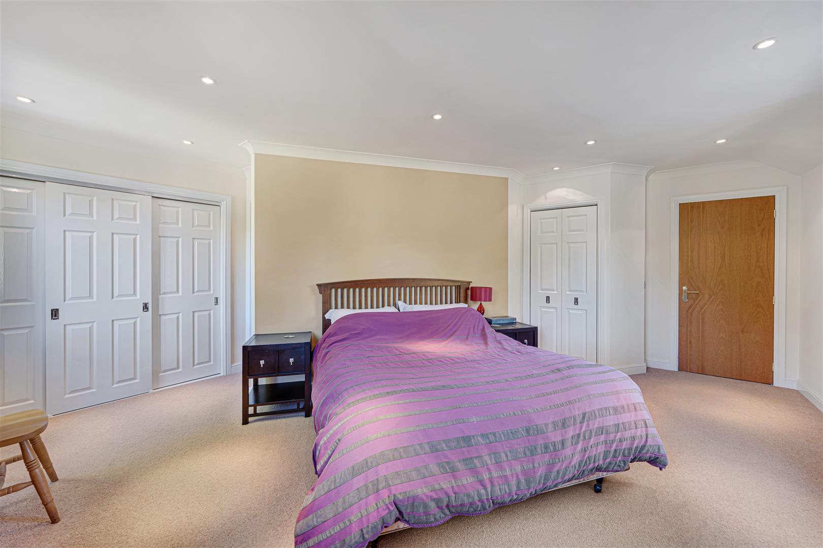 Property Image 8de82b6e-662d-4f5b-85d9-b2610e25a23c