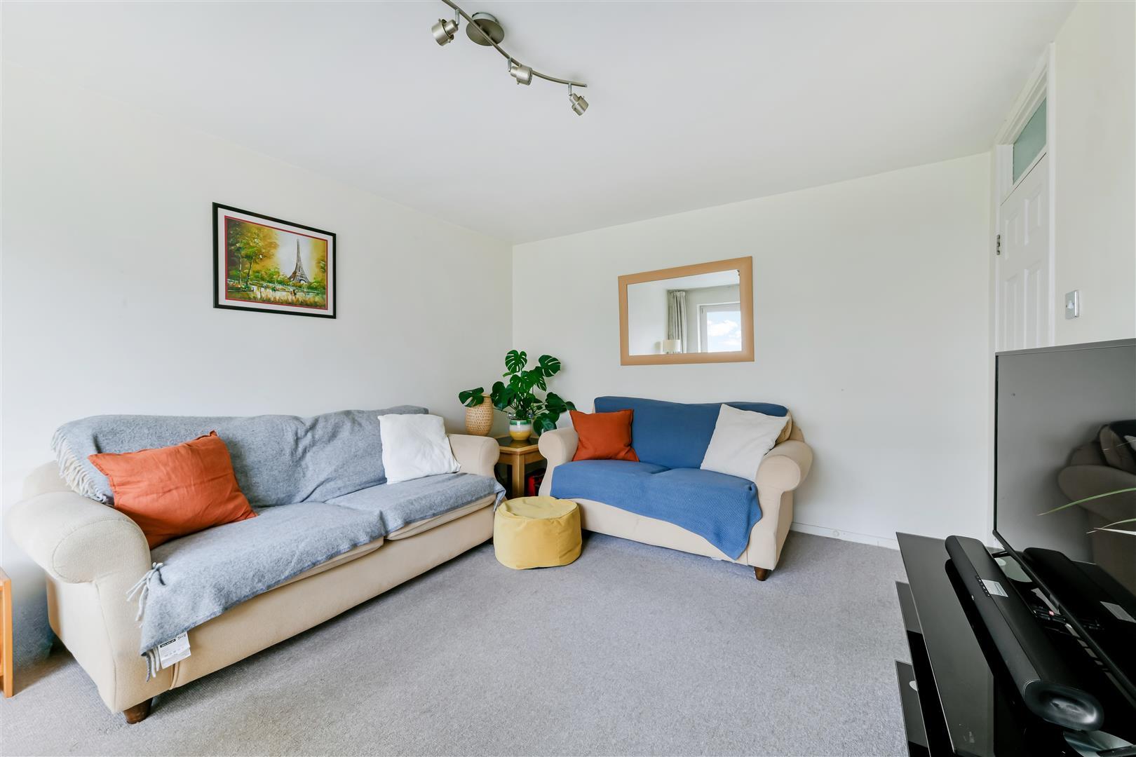 Property Image 8de95877-60a2-4e95-94d7-8a906f08d5db