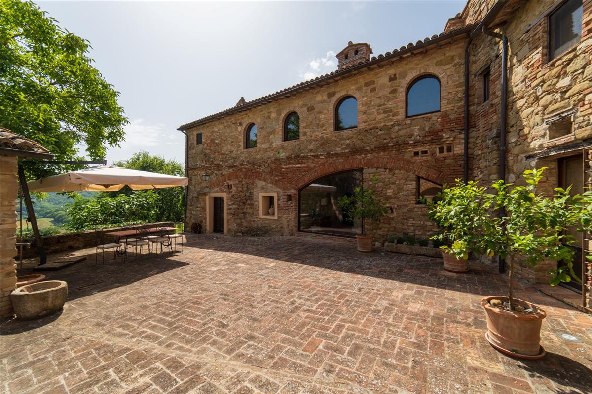 Property Image 8dec1b56-bc28-464e-88f2-99d947fdd808