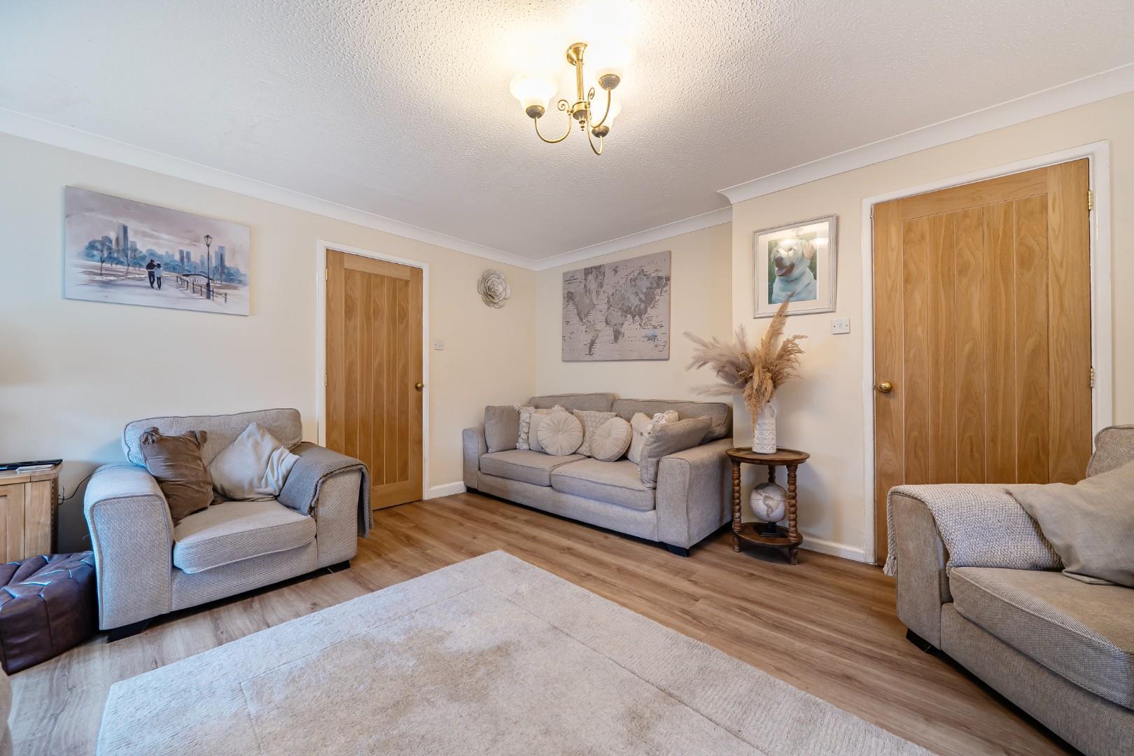 Property Image 8dec4449-421a-4870-ab4b-3161558ef69c