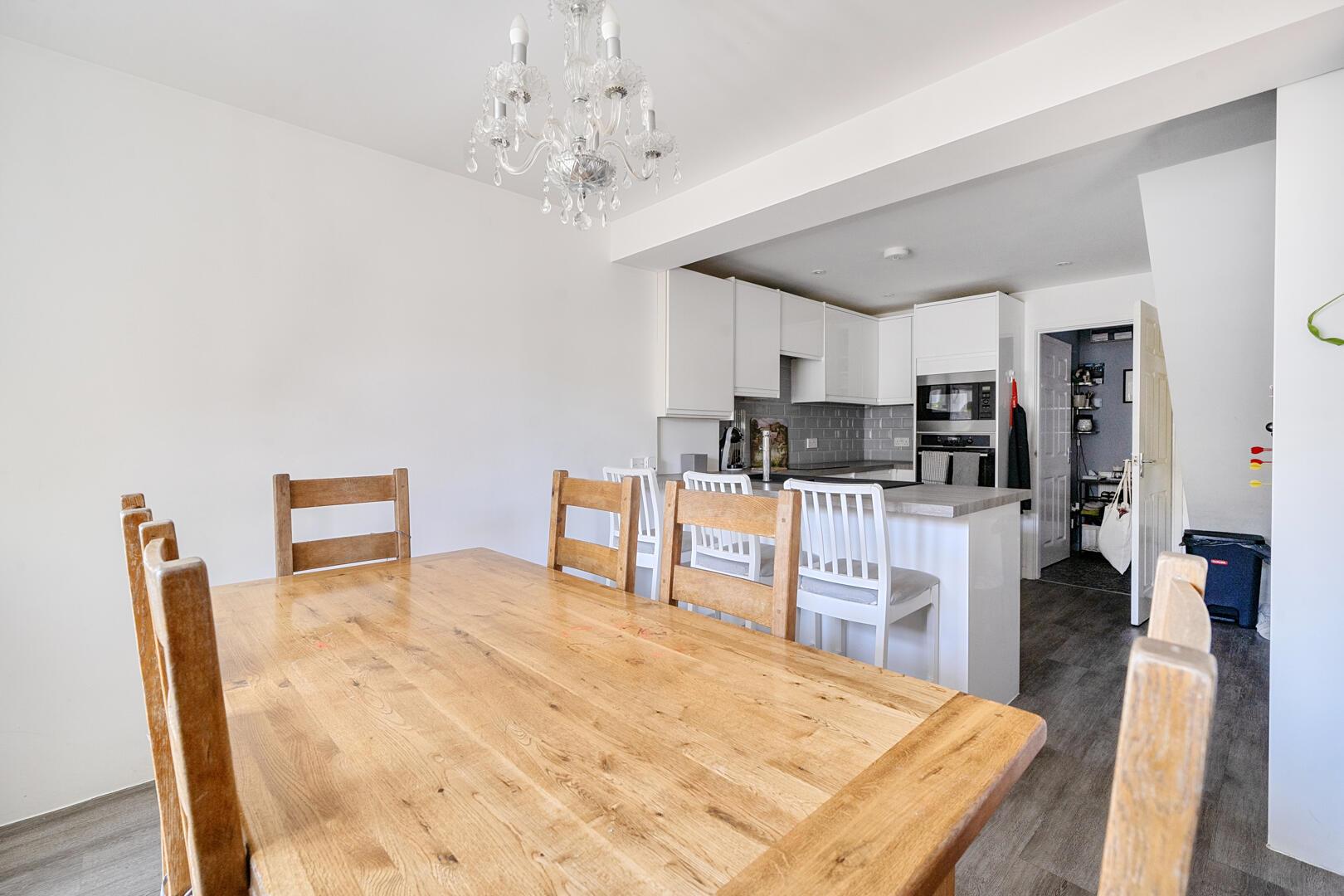 Property Image 8df3351c-32d2-4e12-81e5-d359a69d8c42