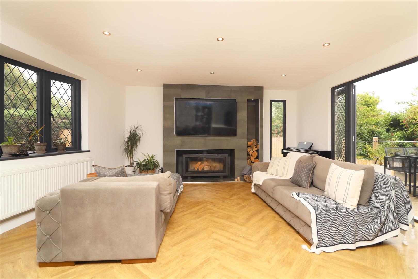 Property Image 8dfaed04-6f27-4fa8-983a-73c88377df2e
