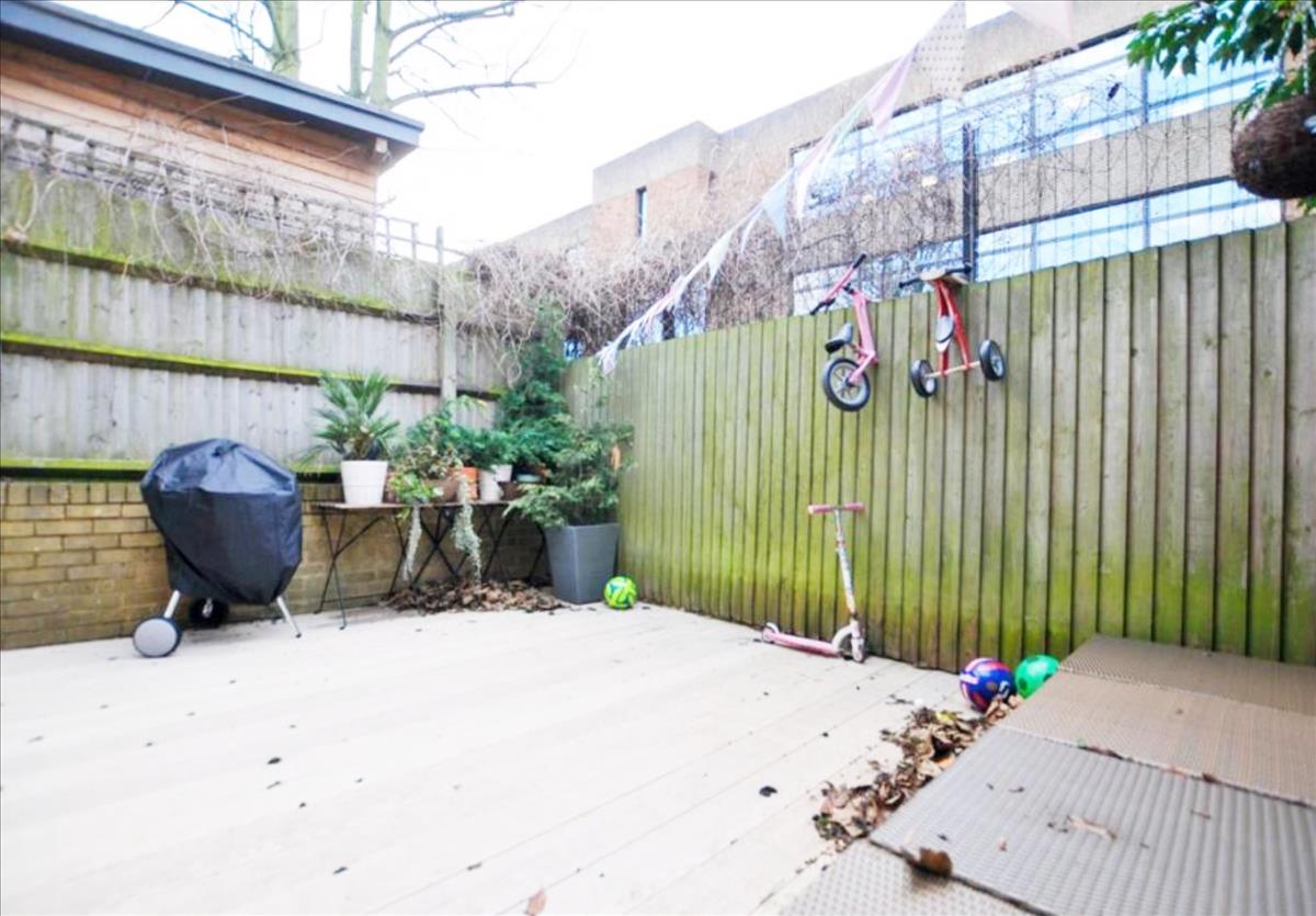 Property Image 8e039307-d6f4-4c43-bb73-82a140900570