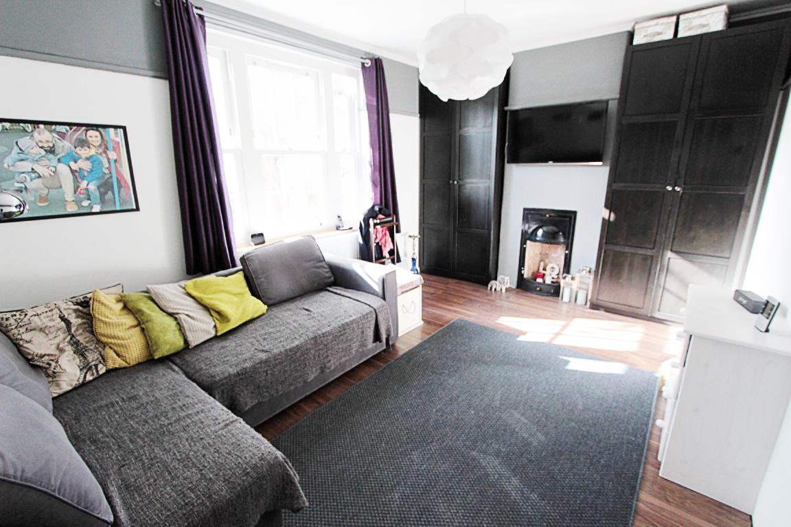 Property Image 8e11429a-a8aa-4b27-95a0-43793a085857